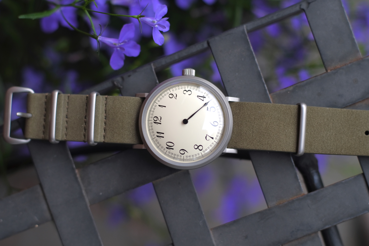 Red star sales one hand watch